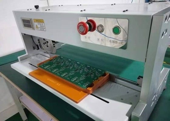 500-800μM PCB-afschilferingsapparatuur lage spanning bewegende cirkelblaad AC 110/220V