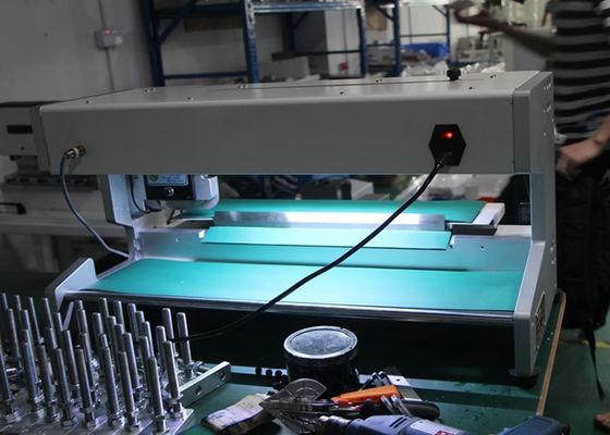 Goede prijs. V-Cut 400 mm Snijlengte Bewegende blad Type PCB Separator Machine online